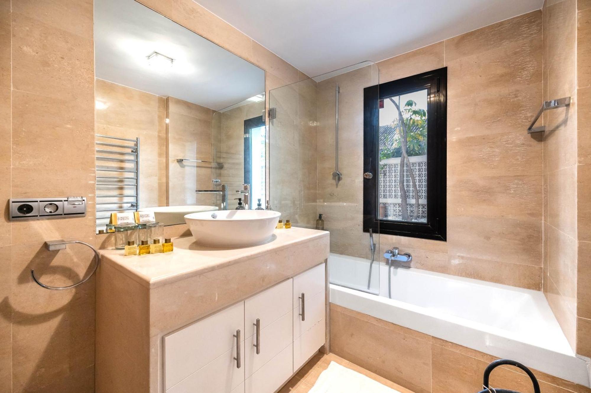 Vacation Marbella I Villa La Cabane, Prestige, Heated Pool, 300M To The Beach Bagian luar foto